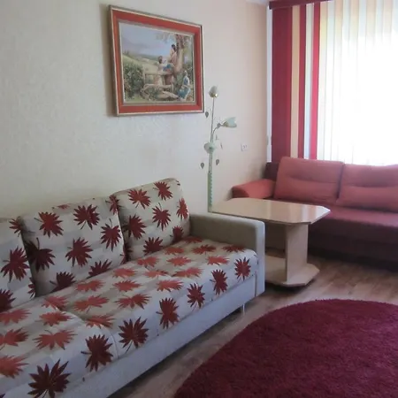 Apartment On Khmel'nitskogo *